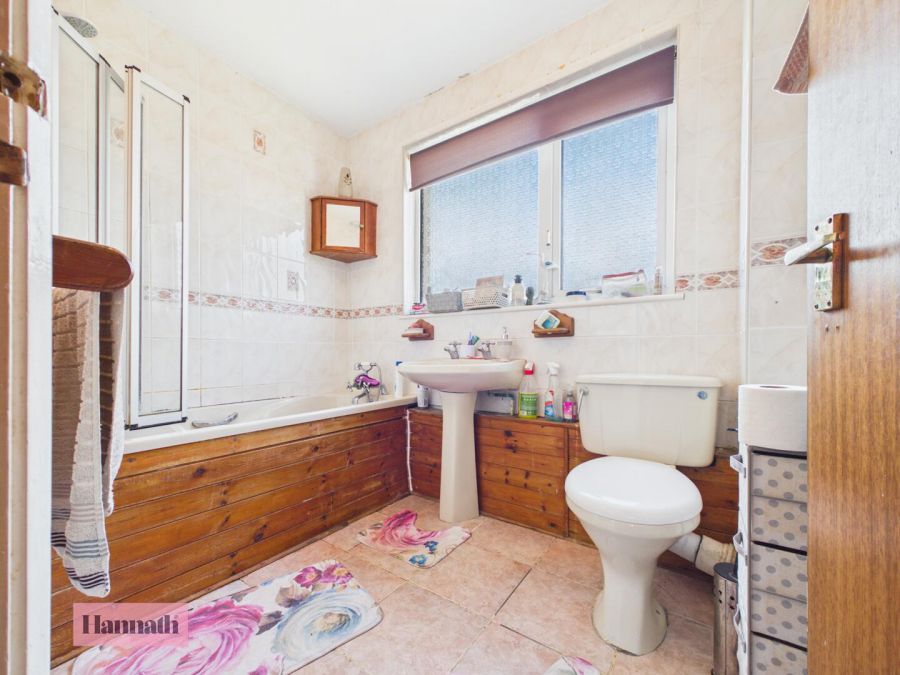 72 Abercorn Park