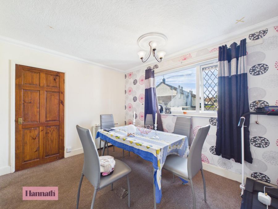 72 Abercorn Park
