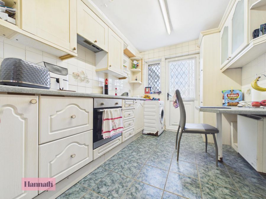 72 Abercorn Park