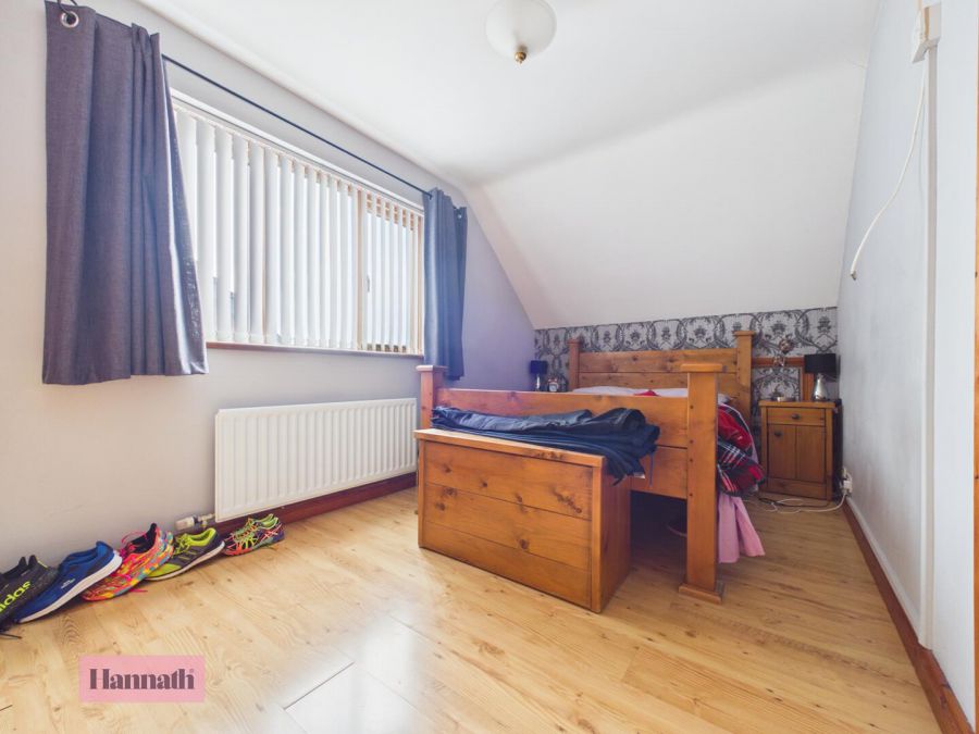 5 Velton Manor