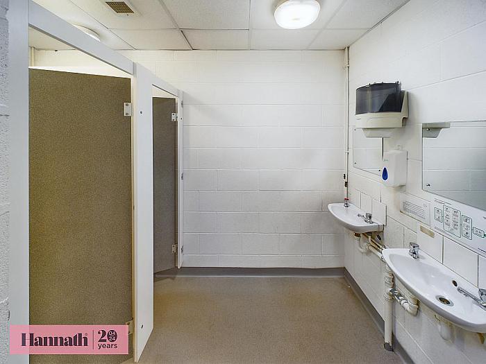 Unit 4 Diviny Drive