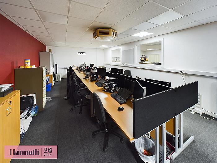 Unit 4 Diviny Drive