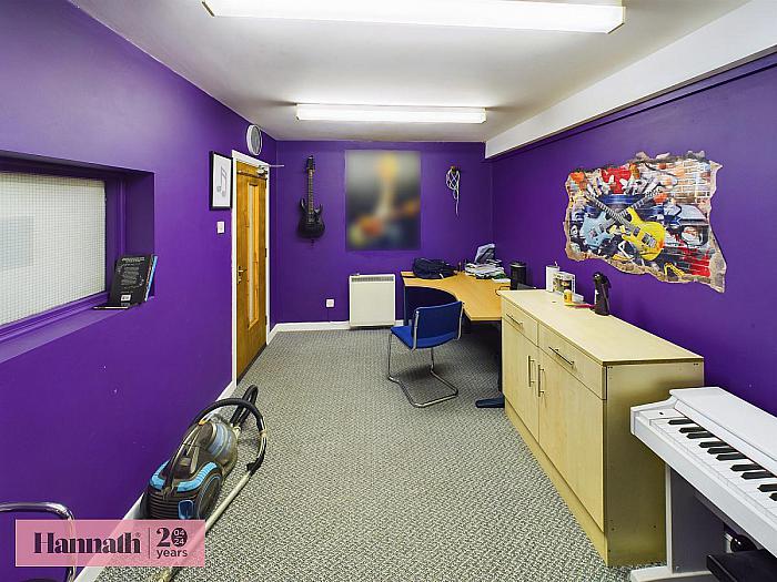 Gf & Basement - 15 High Street