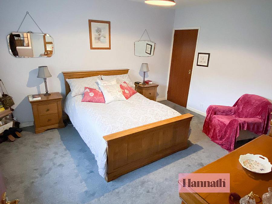6 Beaufort Manor