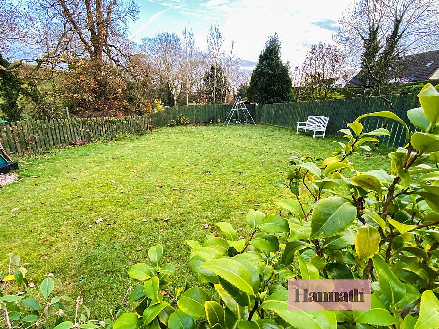 6 Beaufort Manor