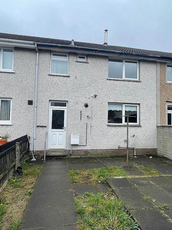 8 Hillmount Gardens