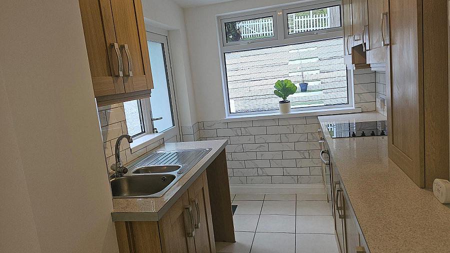 64 Fortwilliam Crescent