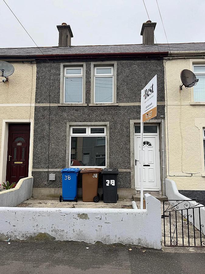 38 Laharna Avenue