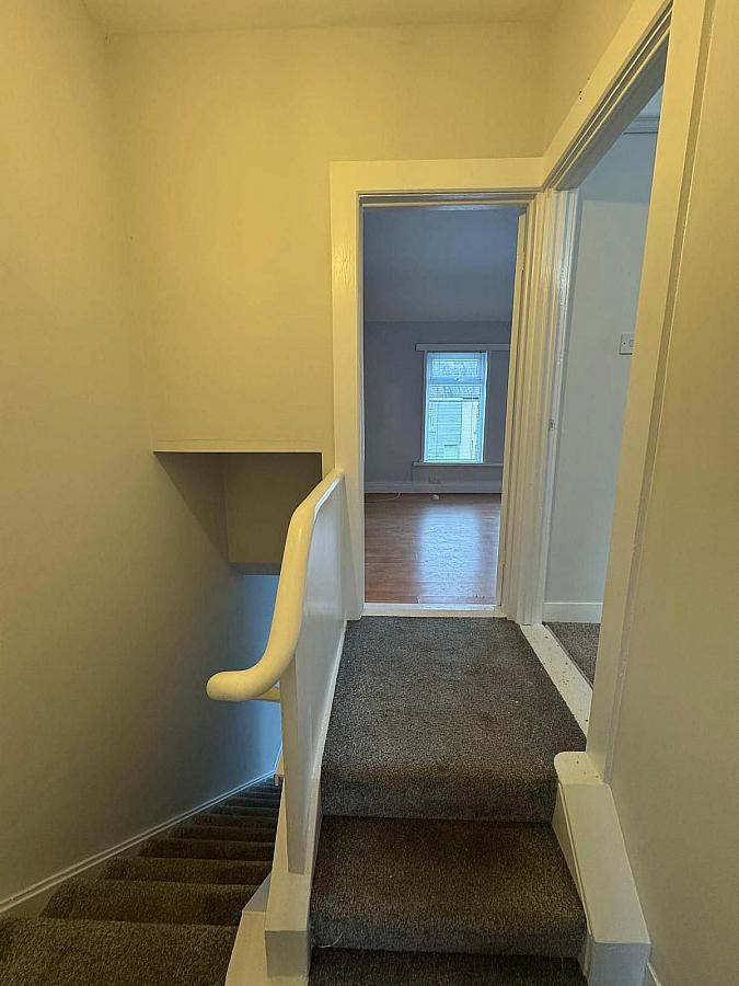 38 Laharna Avenue