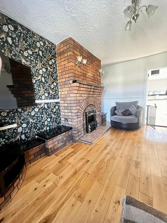 8 Carneal Close