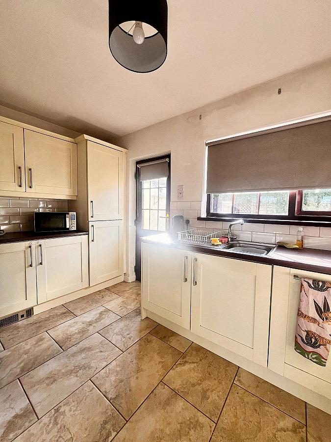 8 Carneal Close