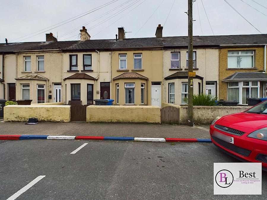 4 Newington Avenue, larne, BT40 1NN