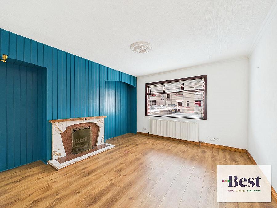 12 Sallagh Park North