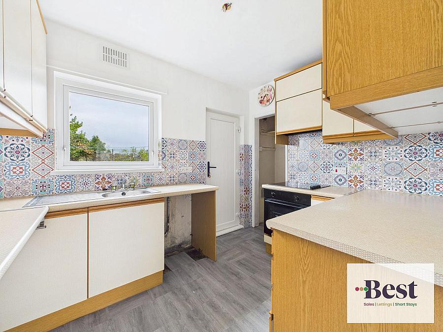 12 Sallagh Park North
