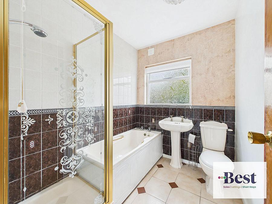 12 Sallagh Park North