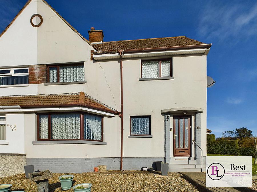 39 Wellington Avenue, larne, BT40 1EH