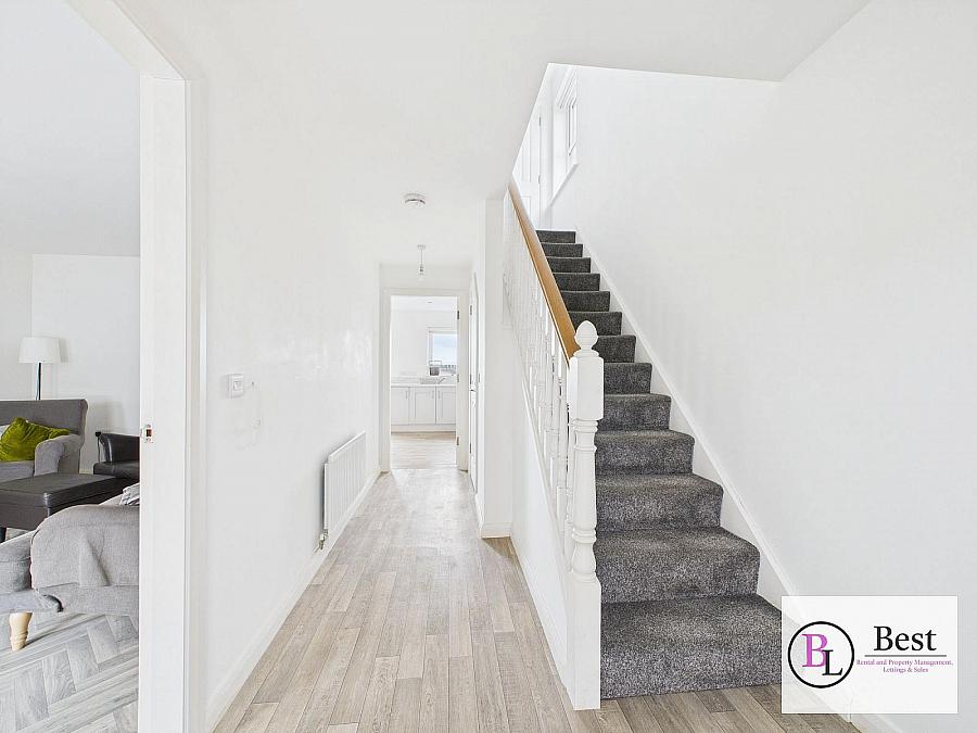 74 Blackthorn Rise
