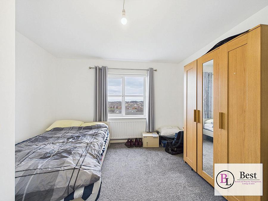 74 Blackthorn Rise