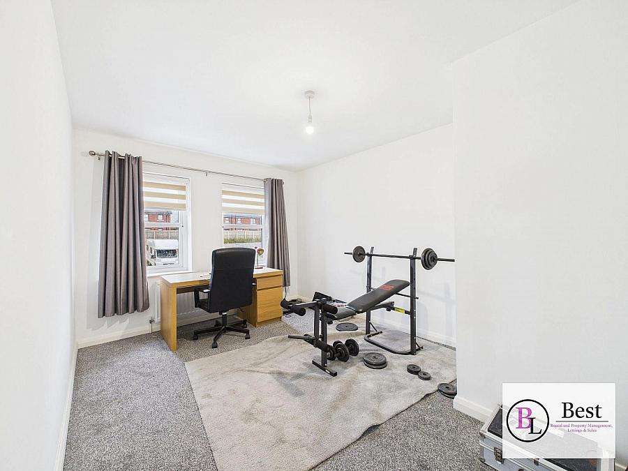 74 Blackthorn Rise