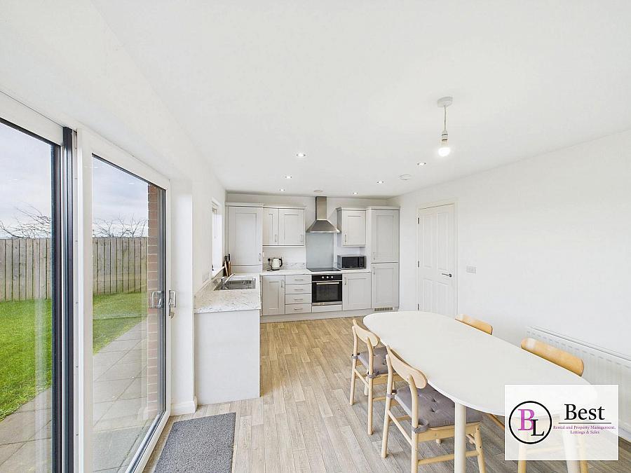 74 Blackthorn Rise