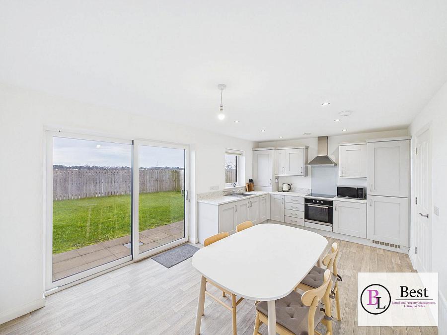 74 Blackthorn Rise