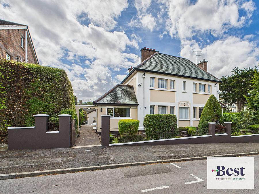 1 Lansdowne Crescent, larne, BT40 1BW