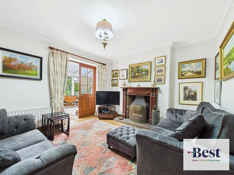 1 Lansdowne Crescent