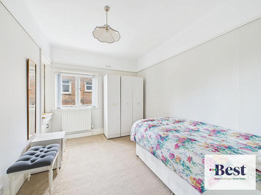1 Lansdowne Crescent