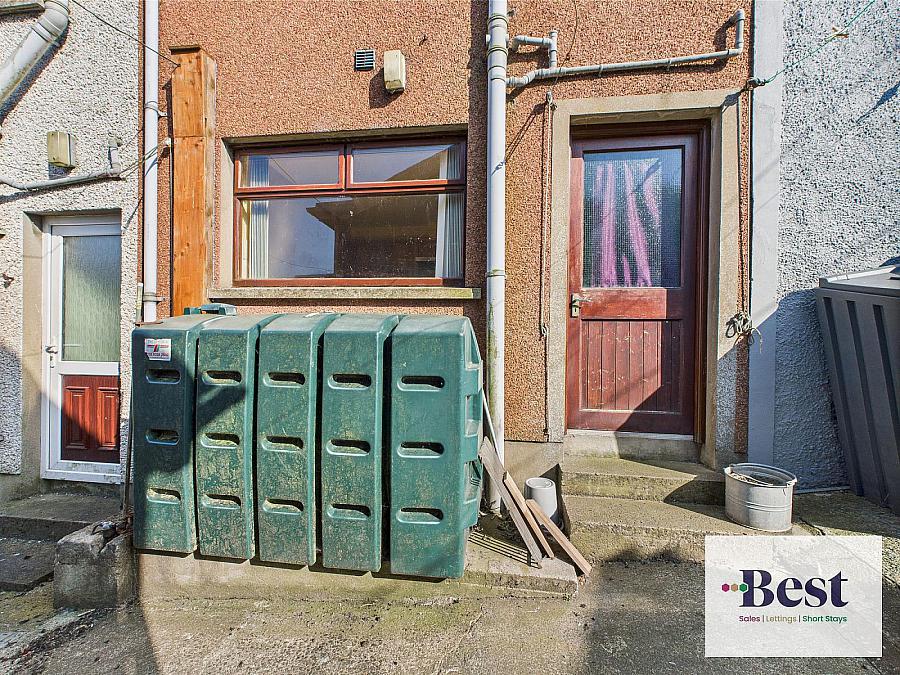 11 Ballysnod Road