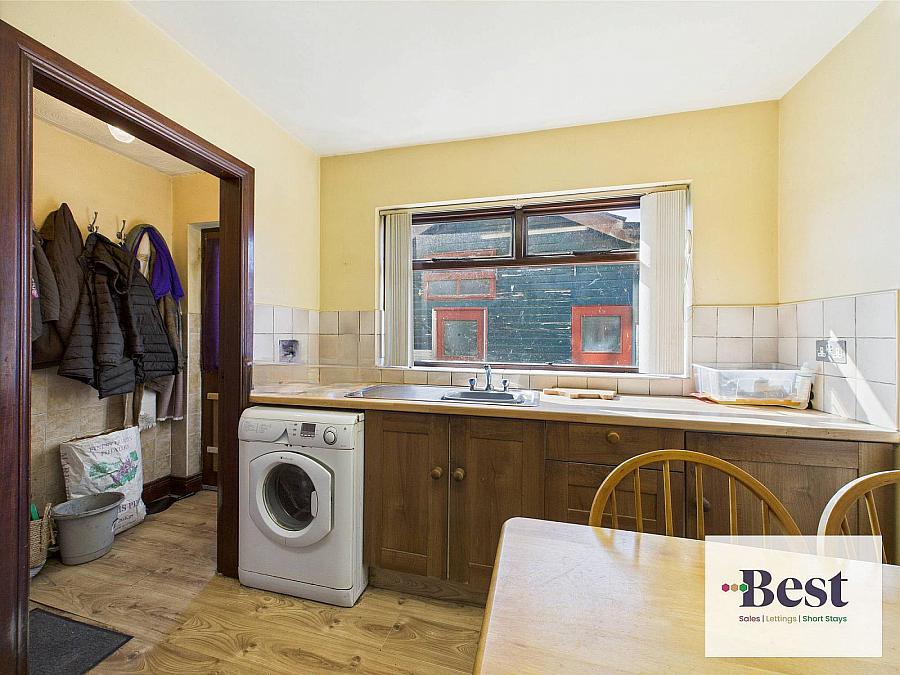11 Ballysnod Road