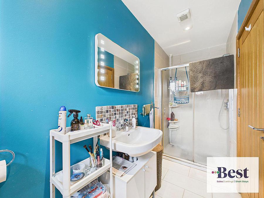 Apartment 5 75 Browndod Road