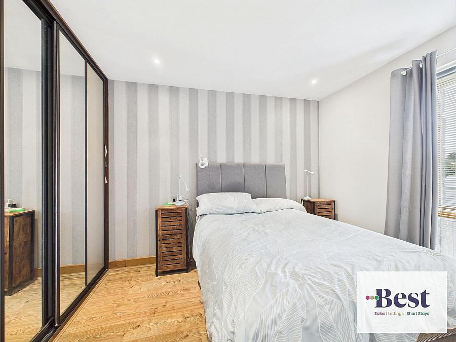 Apartment 5 75 Browndod Road
