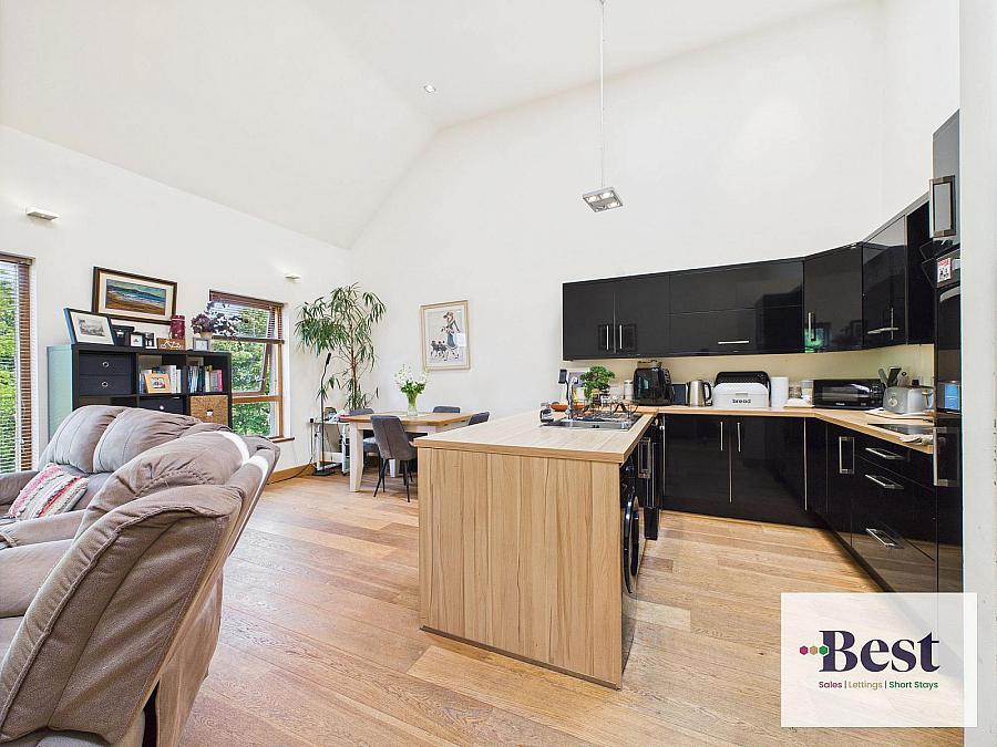 Apartment 5 75 Browndod Road