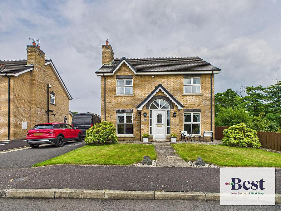 46 Corran Manor