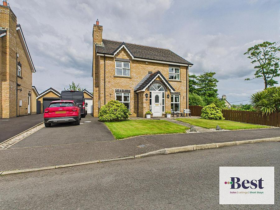46 Corran Manor