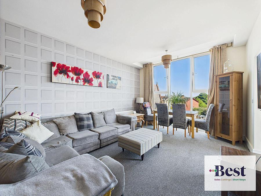 21 Laharna Building, Larne, BT40 1RG