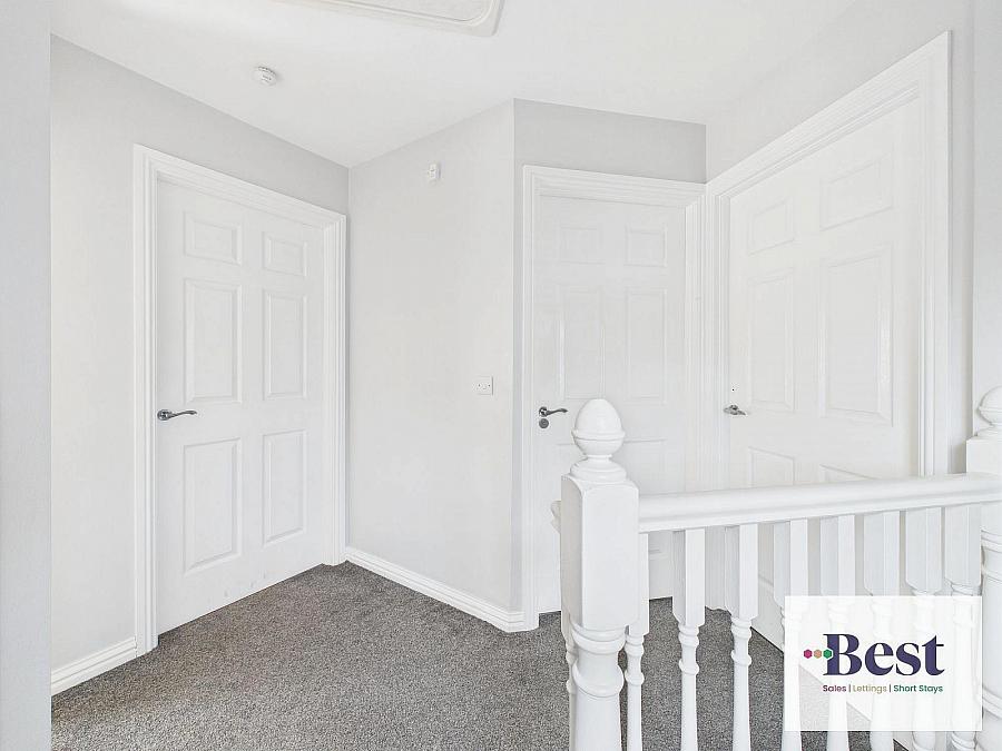 1 Bay Road Manor