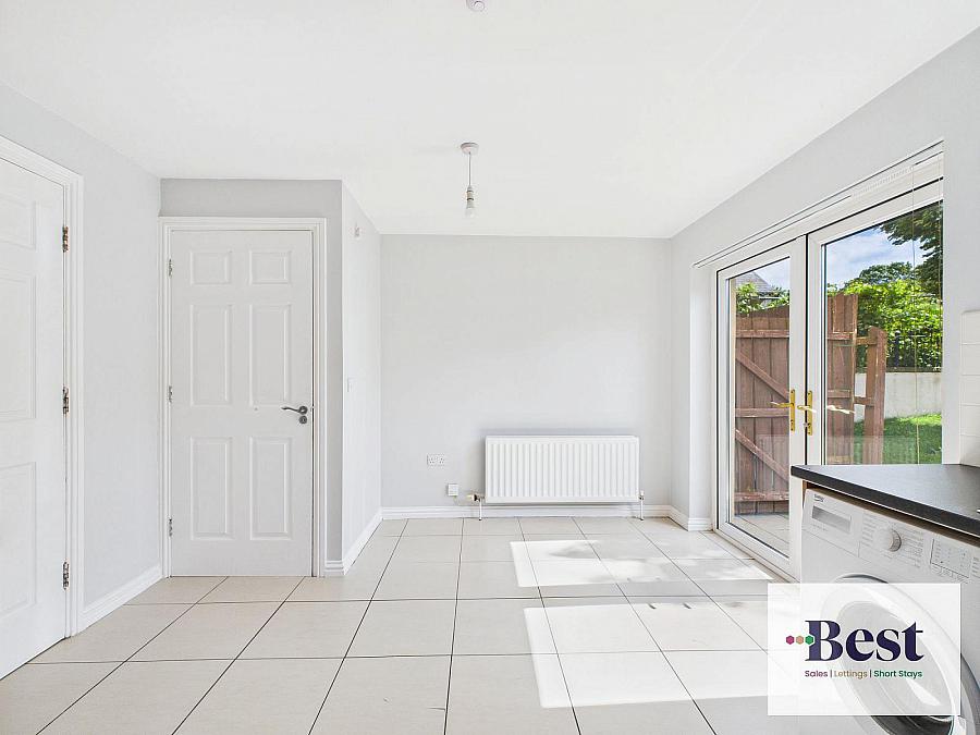 1 Bay Road Manor