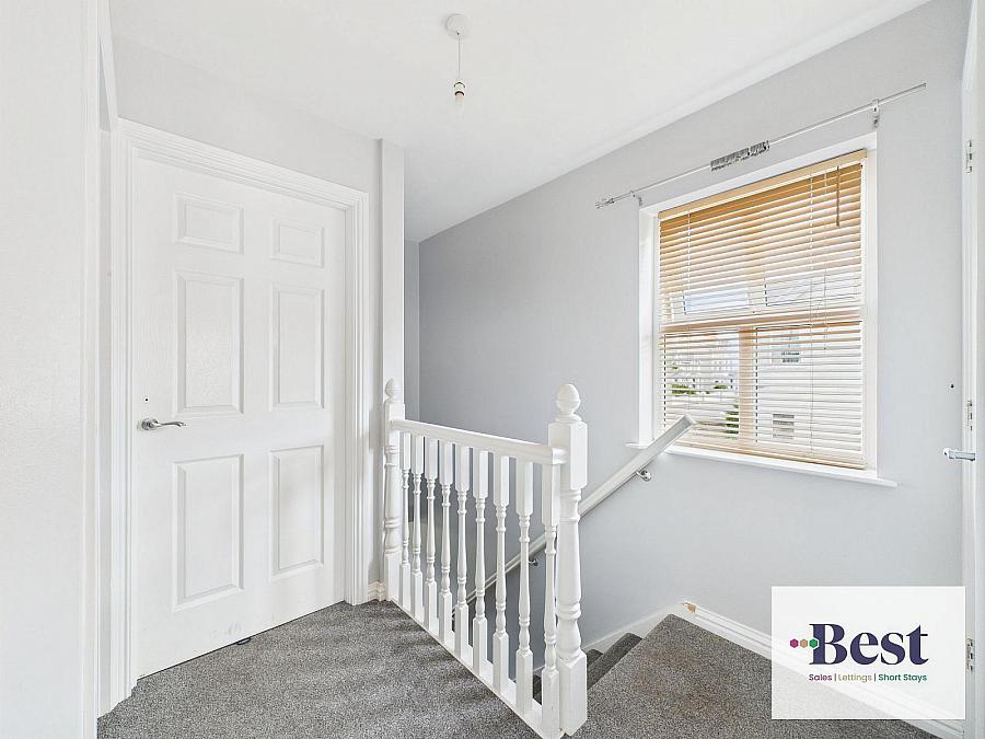 1 Bay Road Manor