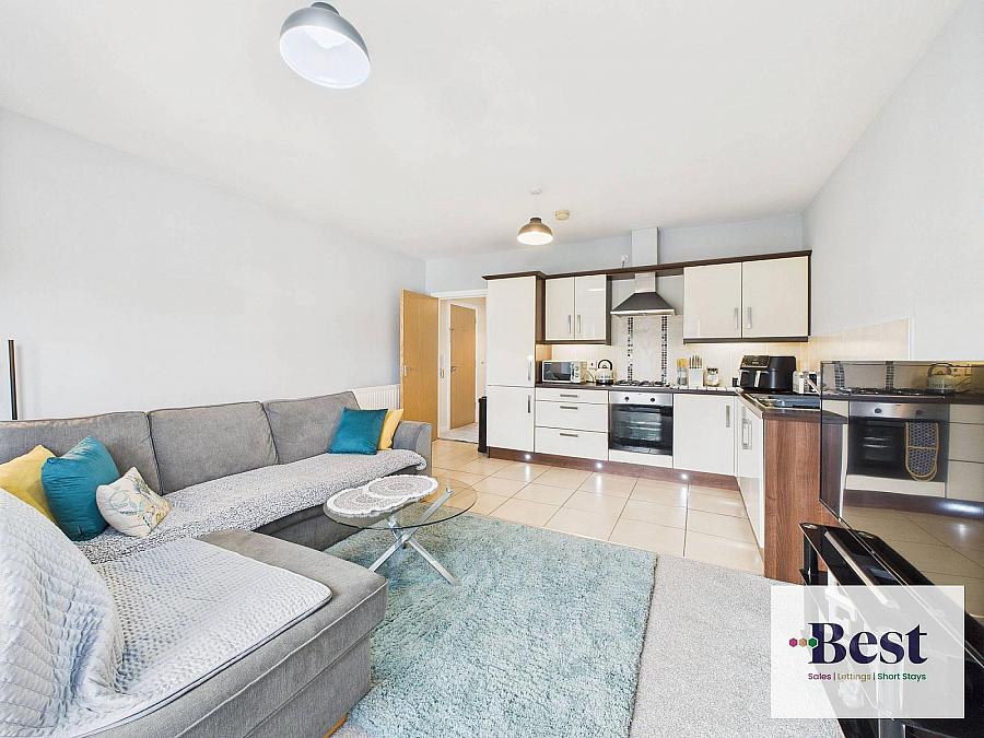 37 Corran Mews