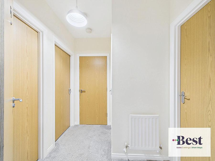 37 Corran Mews