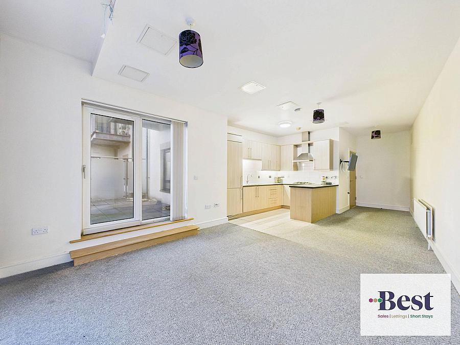 Apartment 3, Laharna Building Main Street