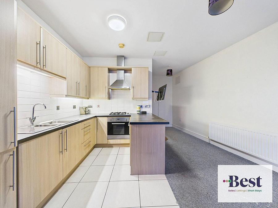 Apartment 3, Laharna Building Main Street