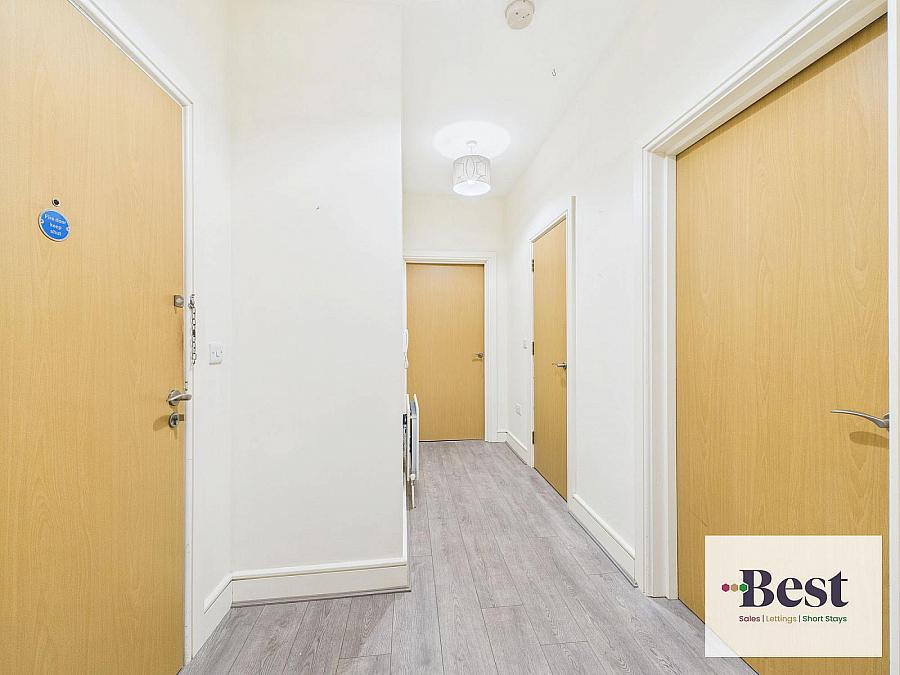 Apartment 3, Laharna Building Main Street