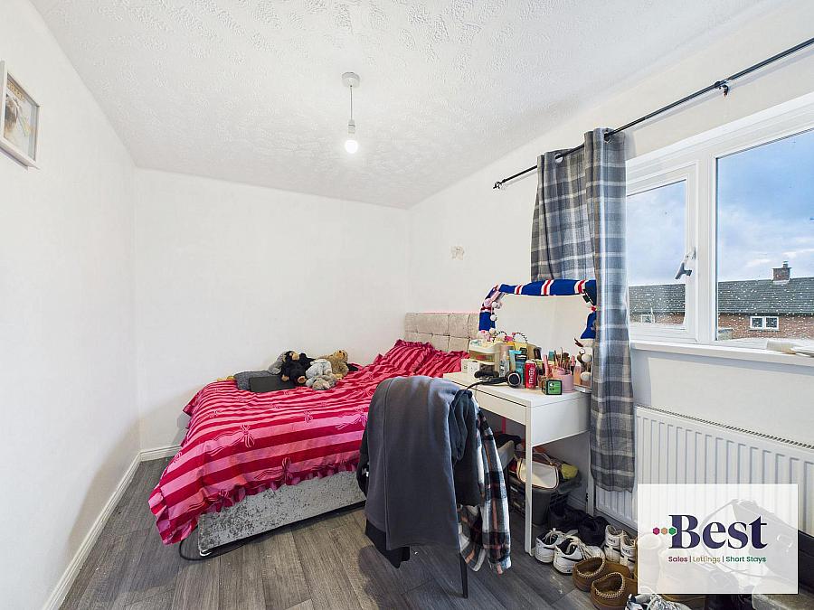 145 Waterloo Gardens