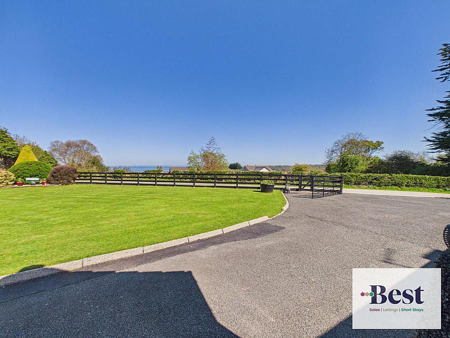 10 Ballycoose Road