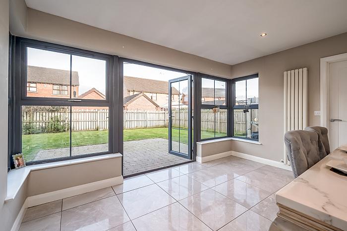 9 Edengrove Park East 9 Edengrove Park East