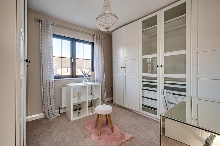 9 Edengrove Park East 9 Edengrove Park East