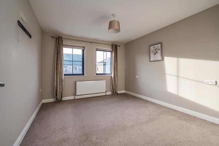 9 Edengrove Park East 9 Edengrove Park East