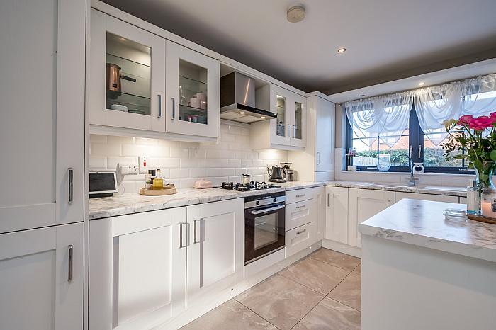 9 Edengrove Park East 9 Edengrove Park East